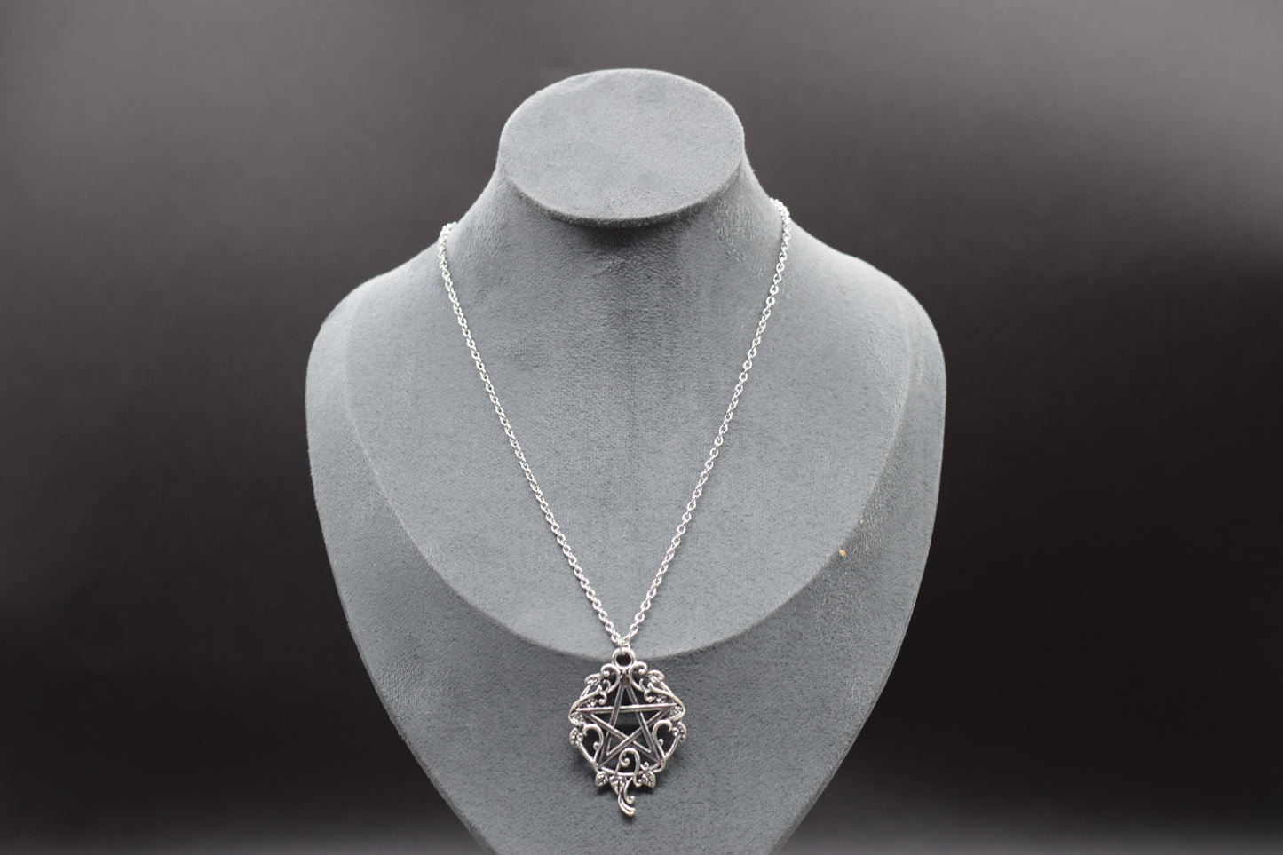 Fancy Pentagram Pendant with Adjustable Chain 45-55cm - Stainless Steel